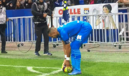 辽宁男篮又被坑惨了！水货外援三战场均仅5分2板