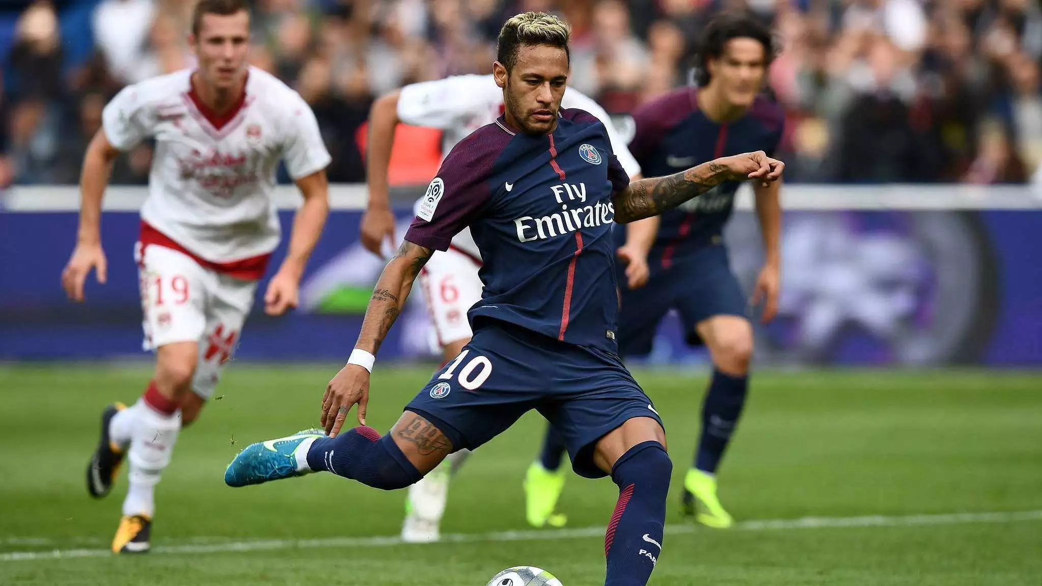 竞技游戏新增娱乐模式吸引泛用户