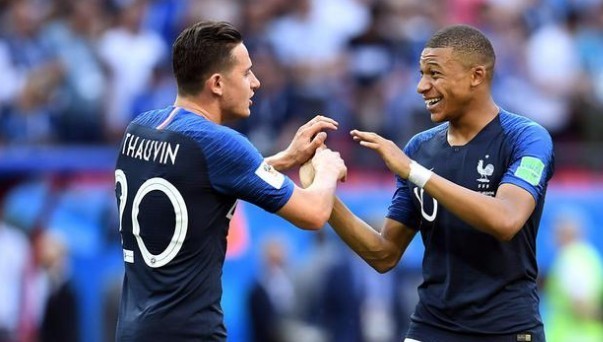 发展联盟狂砍42分，雄鹿是否会让双向合同内线新星获得更多上场机会？