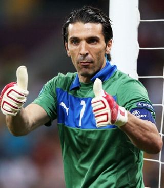 哈登复出对飙布伦森，祖巴茨硬刚唐斯，小卡空砍25分快船惜败尼克斯