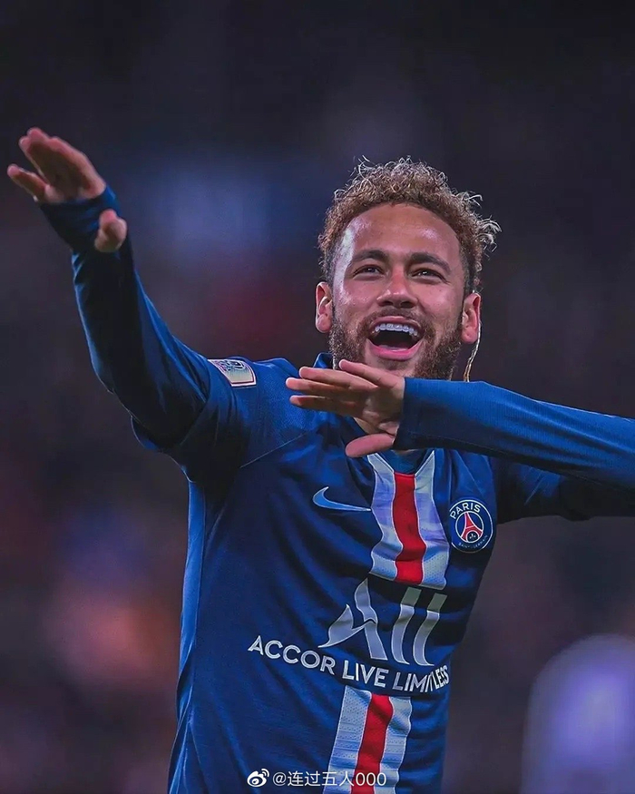 《最终幻想7》重制三部曲将带来感人结局 解答所有谜团